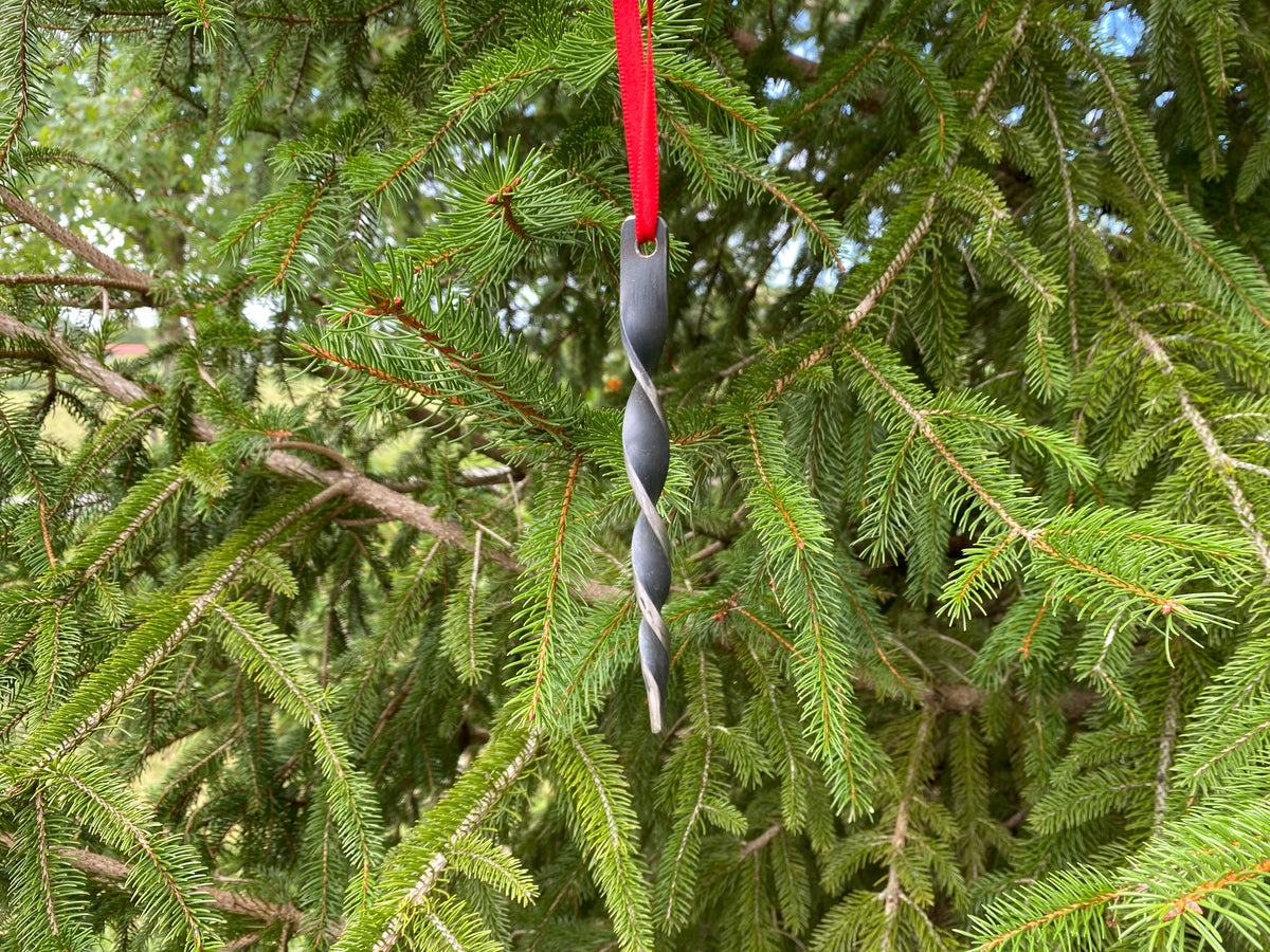 Twisted Icicle Christmas Ornament